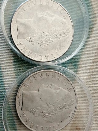 2 Monedas 100 Liras 1976 y 1956