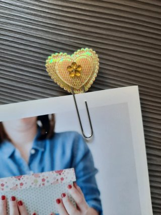 Marcapáginas con forma de corazón, mariposa o flor