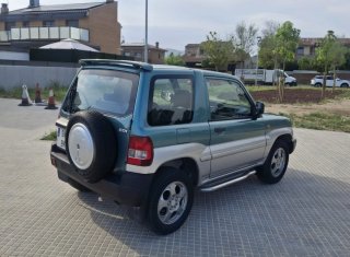 Mitsubishi Montero 2002