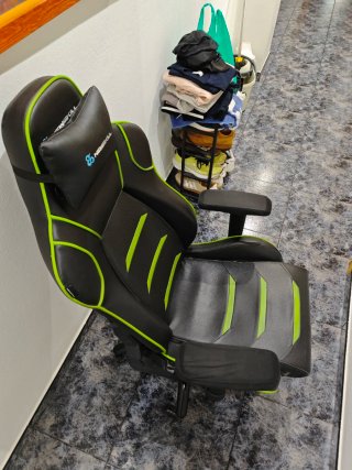 Silla Gaming Newskill Valkyr Negra y Verde