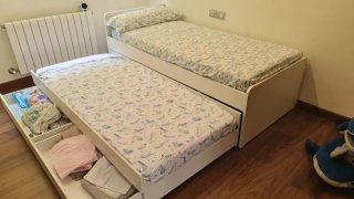 Cama nido blanca con cajones, incluye colchones