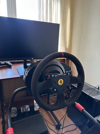 Playseat + Thrustmaster T300 Ferrari Alcantara