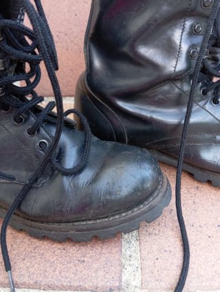 Botas militares negras