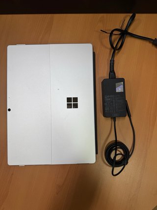 Surface PRO 8
