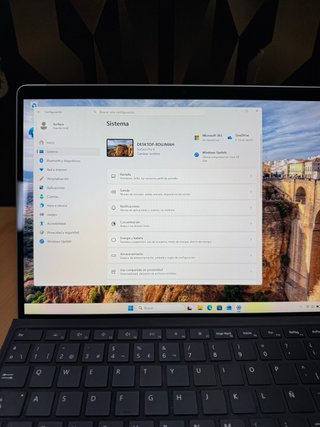 Surface PRO 8