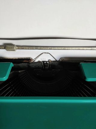Máquina de escribir Olivetti STUDIO 45
