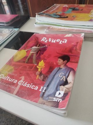 Cultura Clásica II. 4 Secundaria. Revuela. Comu...