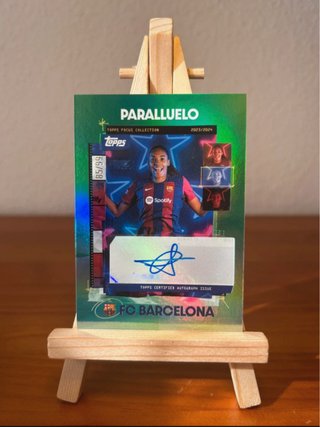 Salma Paralluelo Auto /99 Topps Focus 23/24