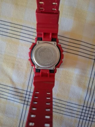 Reloj Casio G-Shock Camuflaje Rojo