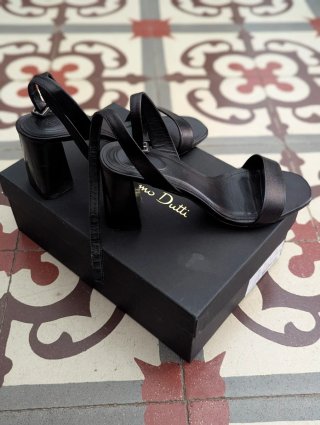 Sandalias Massimo Dutti Piel Negras Talla 39.
