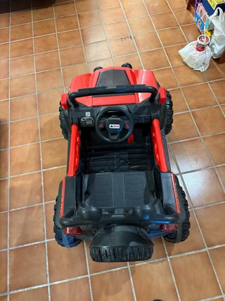 Coche eléctrico infantil 4x4