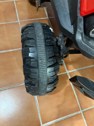 Coche eléctrico infantil 4x4