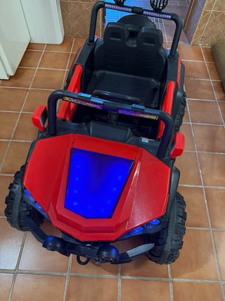 Coche eléctrico infantil 4x4