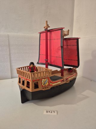 Barco Pirata Playmobil con figuras