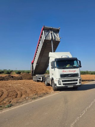 Estiércol y gallinaza de pollo