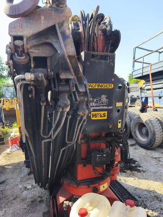 Grúa Palfinger PK27000 (2007)