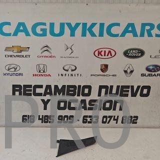MOLDURA PUERTA TRASERA IZQUIERDA FORD FOCUS NUEVO