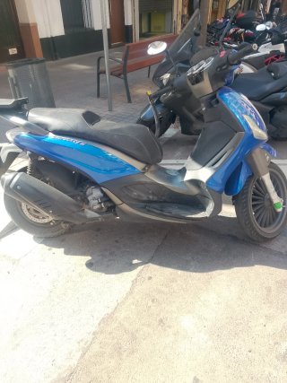 Moto Scooter Azul Automática