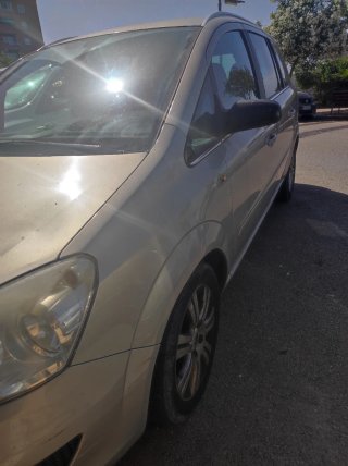 Opel Zafira 2008