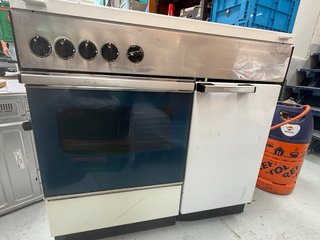 Cocina de gas 4 fuegos