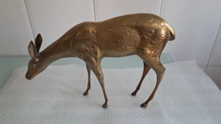 Figura ciervo de bronce