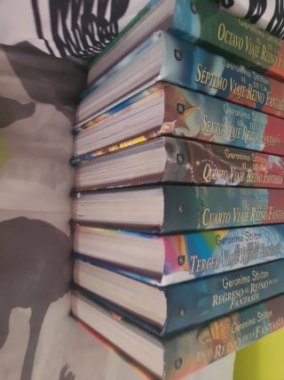 Colección de 8  El viaje al Reino de la Fantasía S
