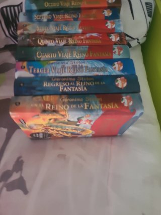 Colección de 8  El viaje al Reino de la Fantasía S