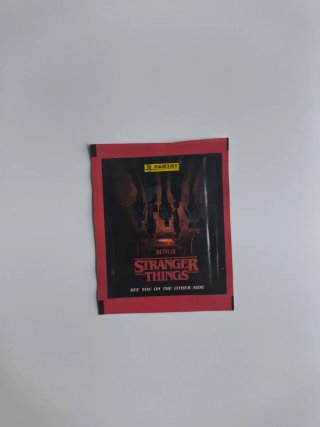 Sobres de cromos Stranger Things Panini