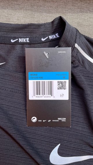Conjunto Nike Miller Camiseta y Pantalón Negro