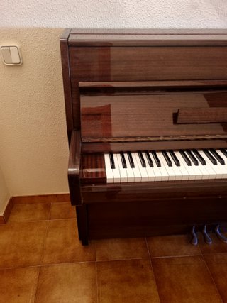 Piano Vertical Samick-FUERTEVENTURA