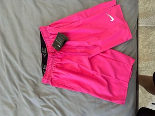 Conjunto deportivo Nike rosa Sin estrenar.