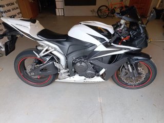Honda CBR 600rr Sportbike Negra/Blanca