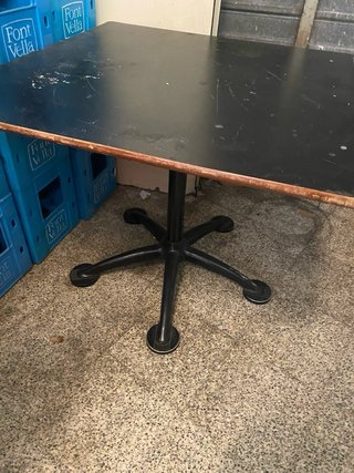 Mesas de restaurante, cuadradas y redondas