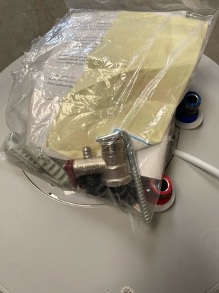 OFERTÓN. Termo eléctrico 100L Nuevo con golpes