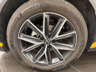 Lexus LBX EMOTION+