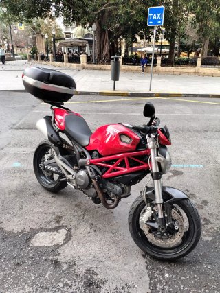 Ducati Monster 696 A2 Limitada