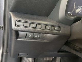 Lexus LBX RELAX PLUS