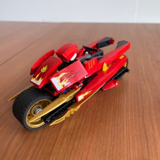Lego Ninjago 9441 Kai's Blade Cycle