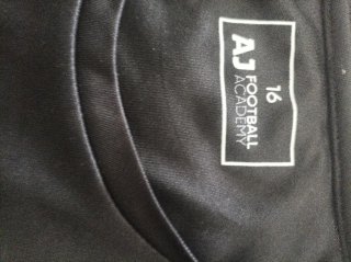 Equipación AJ Football Academy incluido sudadera