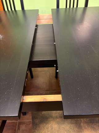 Mesa extensible comedor y 6 sillas