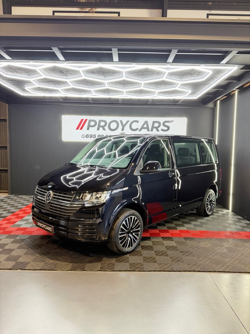 Volkswagen Caravelle 2021 - foto 1
