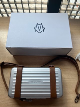 Maletín Rimowa Plata