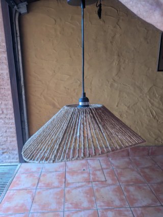 Lámpara colgante de yute