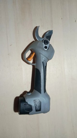 Forbici potatura VOLPI elettriche