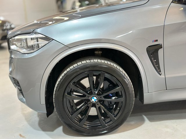 BMW X5 M50D Full