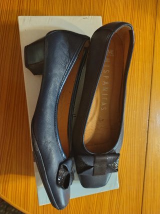 Zapatos Hispanitas tacón bajo lazo