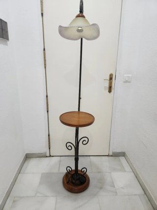 Lámpara de pie madera y metal