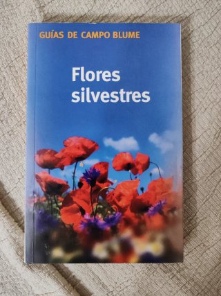 Lote de 3 guias de plantas.