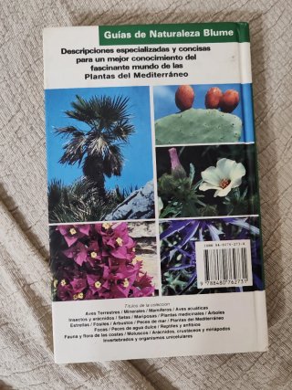 Lote de 3 guias de plantas.