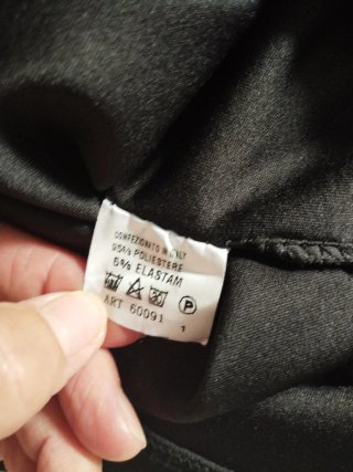 Dos faldas de licra negras talla S